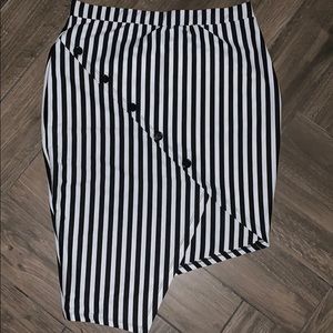 Black and white striped skirt with side zipper